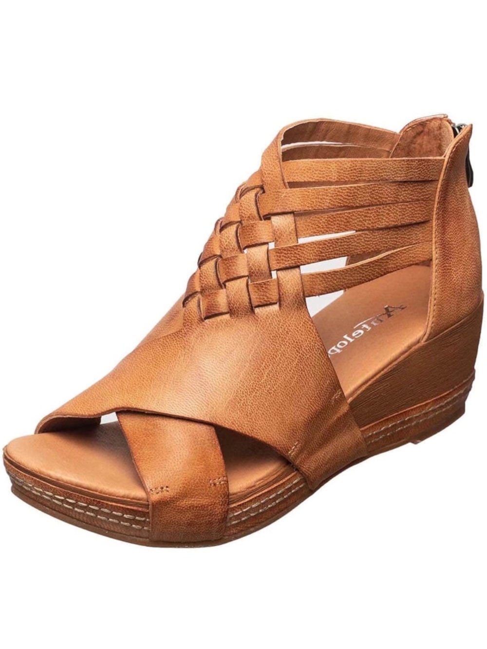 New in box|Tavi Sandals by Antelope| Size 42
